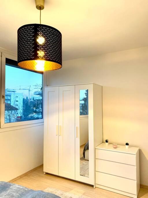Charmante Wohnung In St. Peter. Graz Luaran gambar